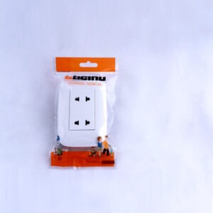 AP1212 Tomacorriente Doble Ticino