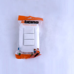 AP1300 Interruptor Triple Ticino